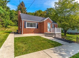 171 Ridgeview Dr, Aliquippa, PA 15001