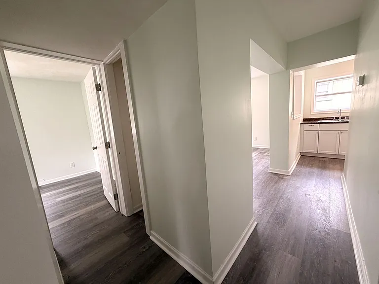 829 Capitol Blvd — Photo 23
