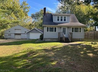 7987 Ridge Rd, North Royalton, OH 44133