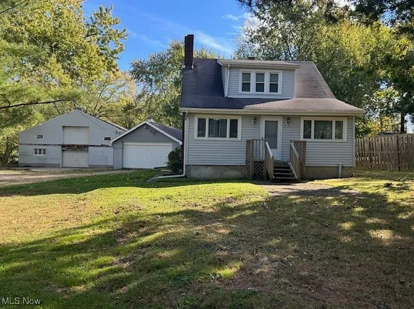 7987 Ridge Rd, North Royalton, OH 44133