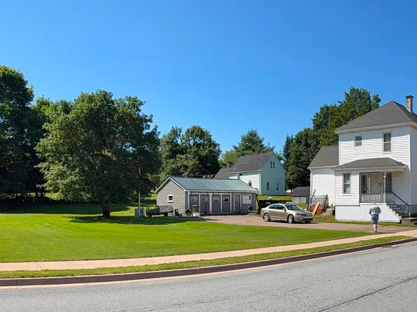 272 Brunswick St, Truro, NS B2N 2J3