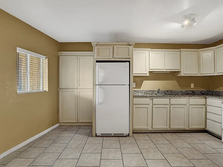 San Jose Apartments — Photo 19