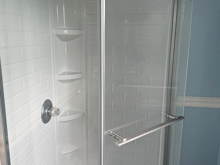 475 Center St #REAR HOUSE — Photo 2
