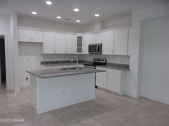 2nd image of 722 Coral Reef Way