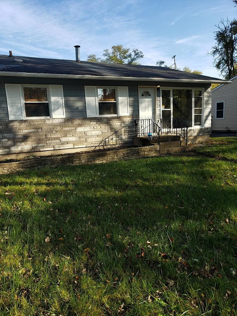 2037 223rd St photo 1