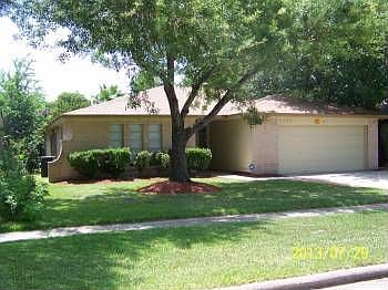 1st image of 2207 Green Knoll Dr