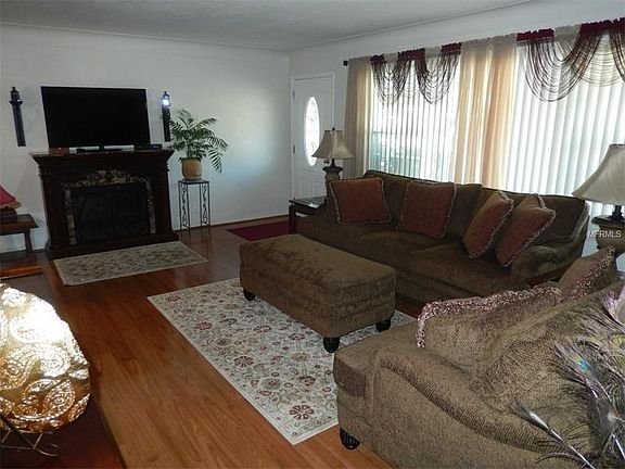 3rd image of 1500 Devonshire Dr N