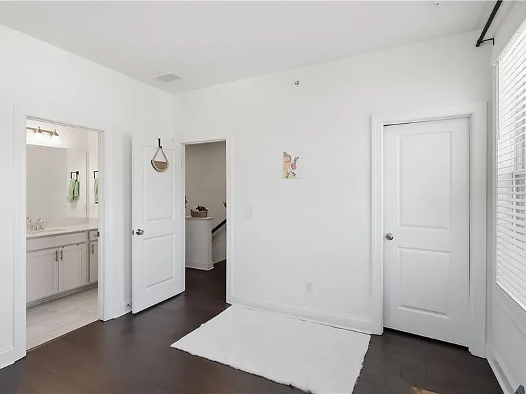 316 Olmstead Way — Photo 18
