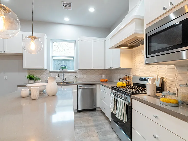7722 Westside Villas Ln — Photo 20