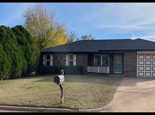 605 Amy Dr, Waukomis, OK 73773