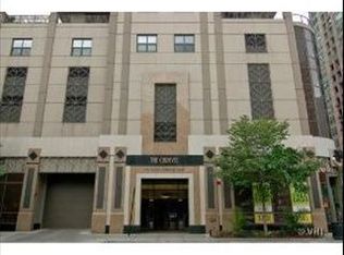 635 N Dearborn St APT 802, Chicago, IL 60654