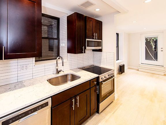 2nd image of 51 W 11th St #R2