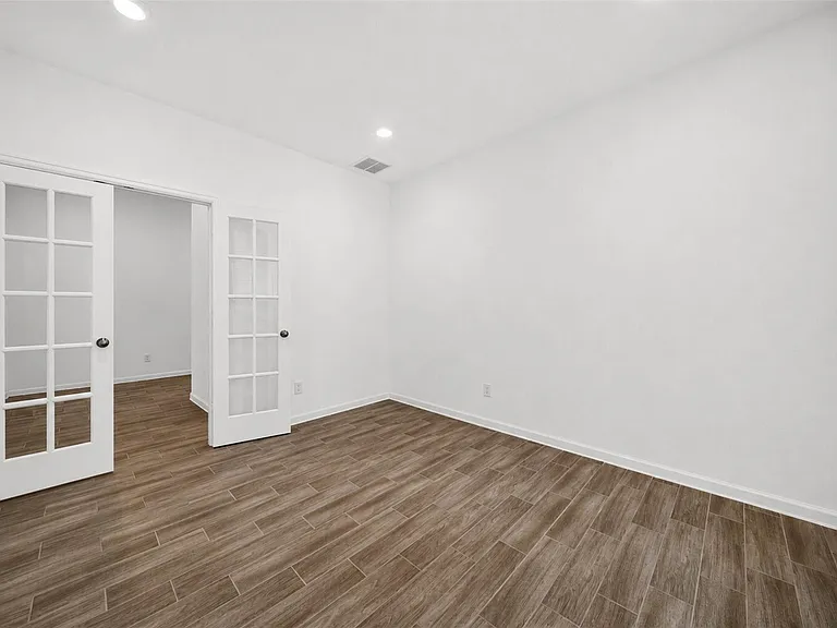 6330 Ontario Dr — Photo 11