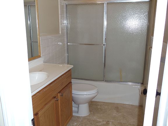 4th image of 102 Theresa Dr