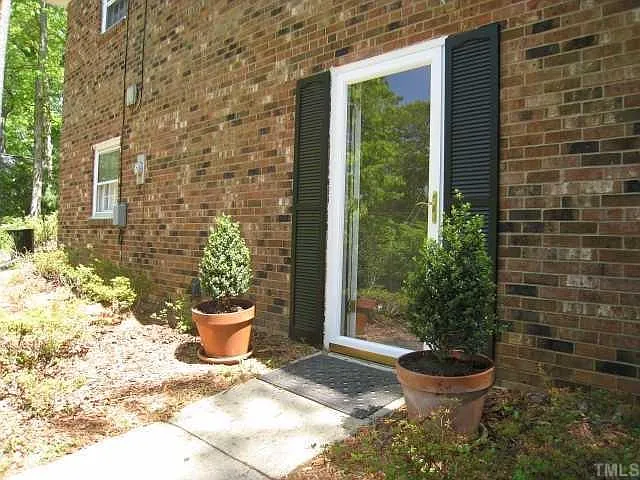 1208 Glen Eden Dr #2 — Photo 1