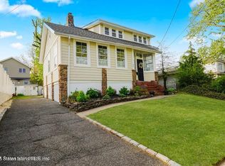 111 David St, Staten Island, NY 10308