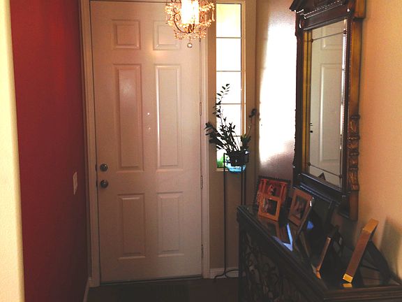 3rd image of 1342 N Merlot Ct
