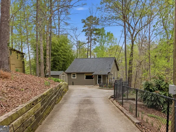 5428 N Cove Rd, Gainesville, GA 30504