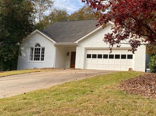 425 Greystone Ter, Athens, GA 30606