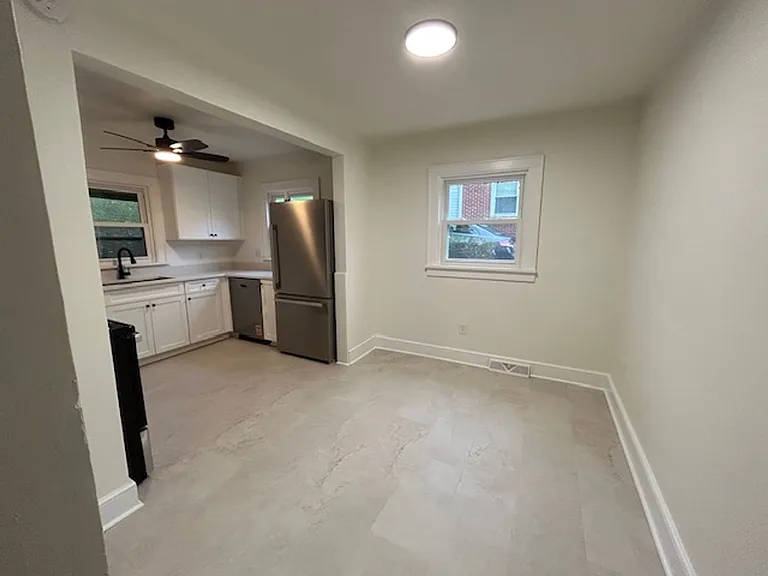 408 Orchard Dr — Photo 6