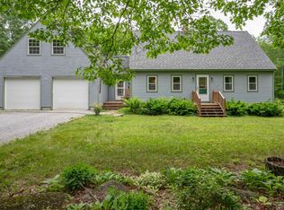 212 E Washington Rd, Bradford, NH 03221