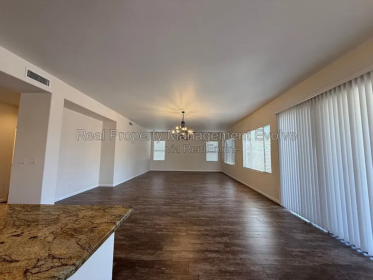 1234 W Remington Dr — Photo 11
