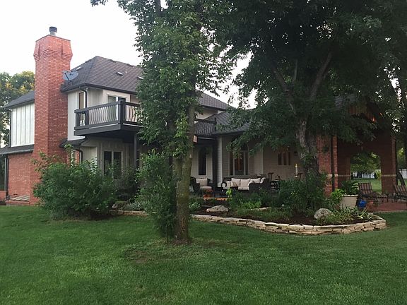 4th image of 4104 N Ironwood St