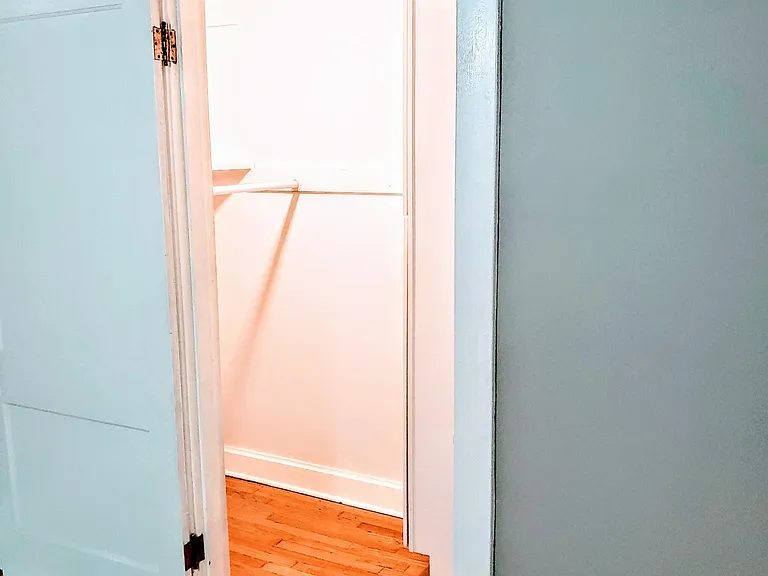 6524 Berthold Ave #1W — Photo 12