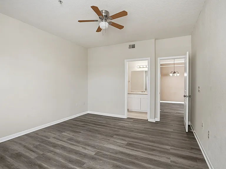 17101 Carrington Park Dr #419 — Photo 9