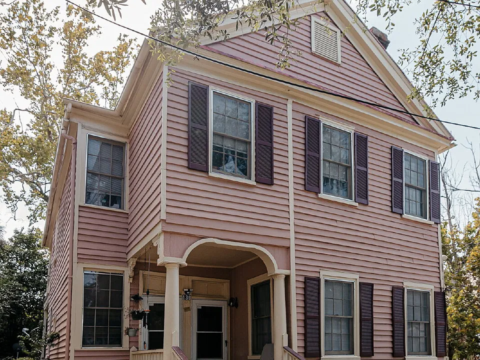 139 Alexander St