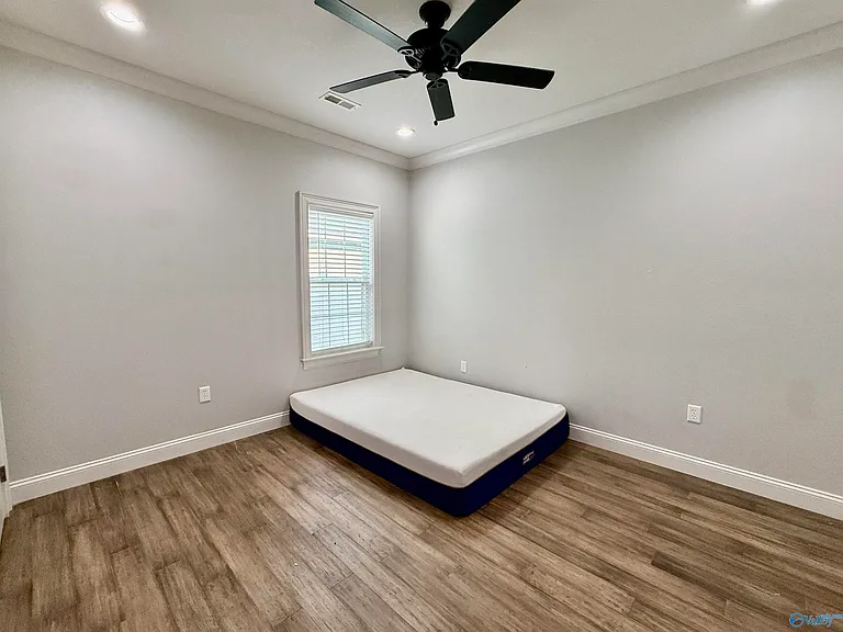 797 Thomas Ave — Photo 18