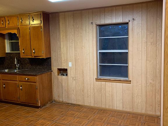 2nd image of 5023 Inwood Dr