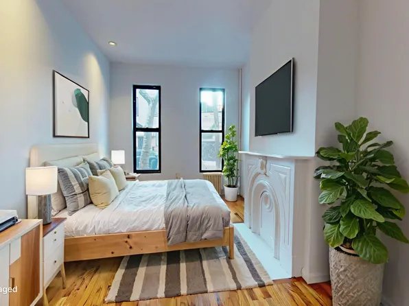 137 North 8th Street image 1 of 13