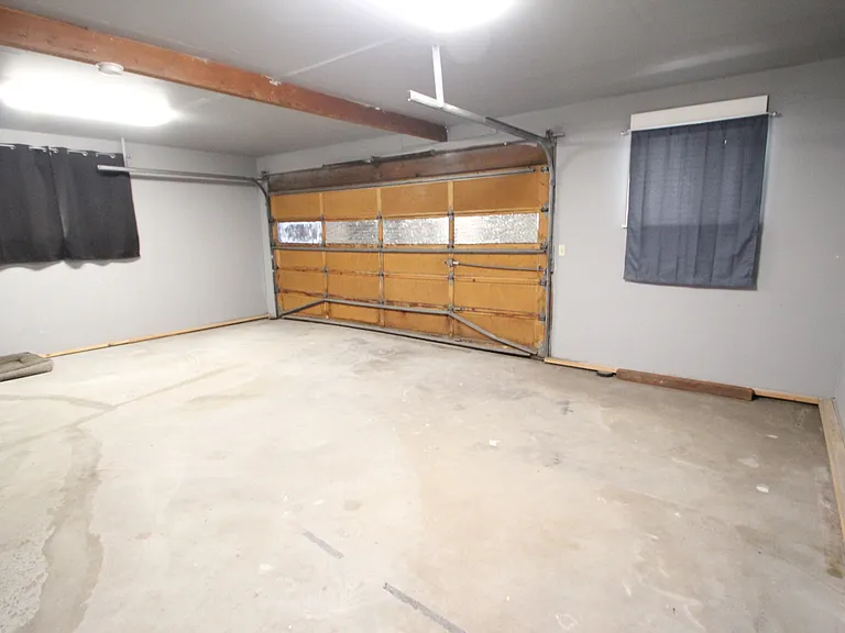 Extra Large Garage Space
