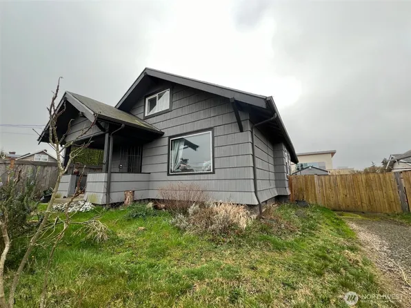 108 E 45th St, Tacoma, WA 98404