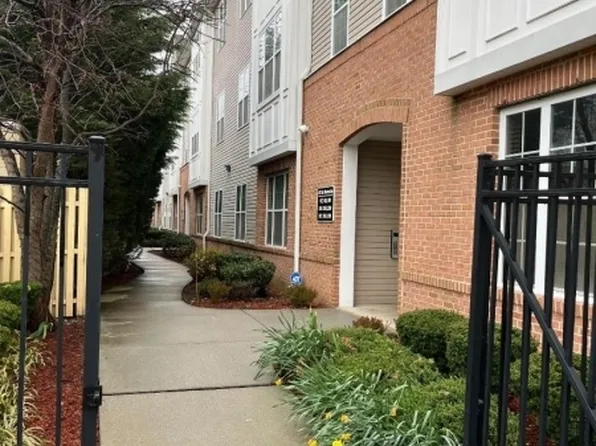 435 Van Houten Ave #C205, Passaic City, NJ 07055