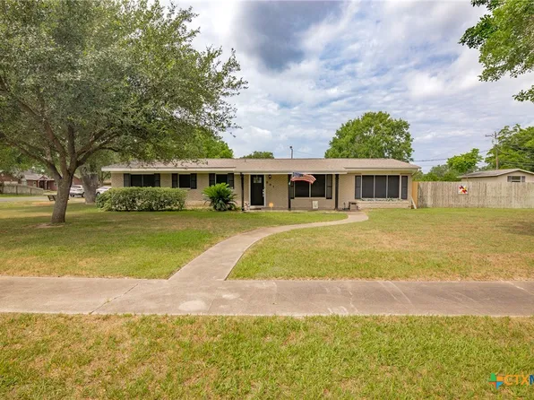 501 Hathaway St, Victoria, TX 77904