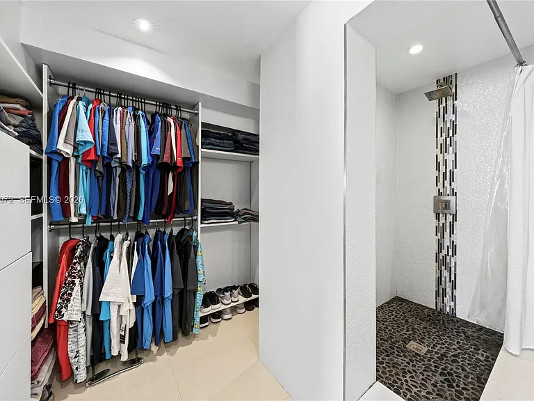 217 E Acre Dr — Photo 22
