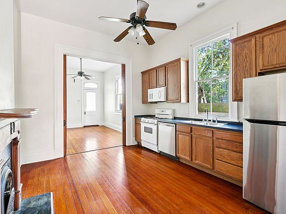 4th image of 625-27 Spain St