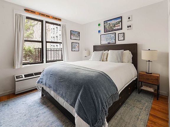 4th image of 140 7th Ave APT 3R