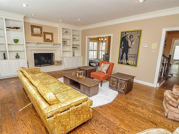 4th image of 2494 Eagleridge Ln