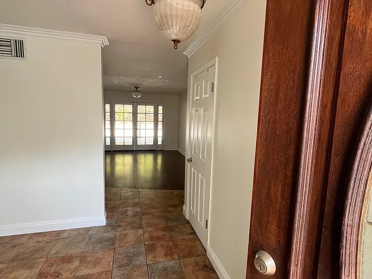 12727 Shenley St — Photo 36