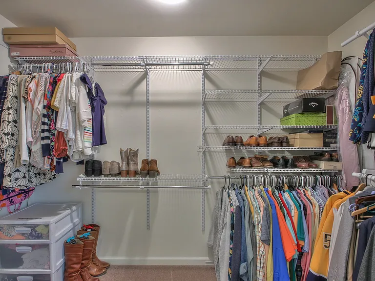 3321 Lealand Ln — Photo 20