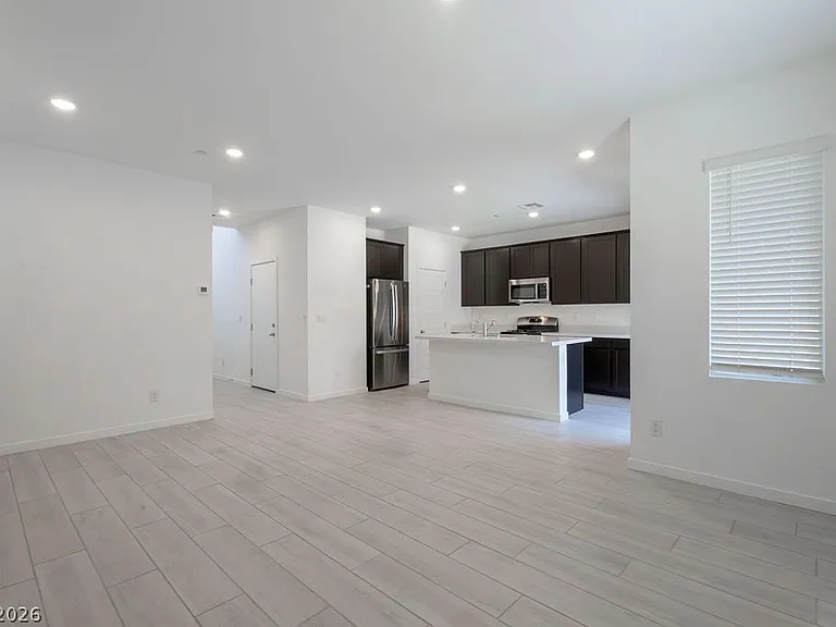 621 Camilla Creek St — Photo 3