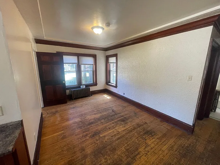 816 W. Greenfield Ave. - 19 Unit — Photo 7