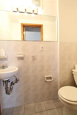 Rented by Level Group | media 28