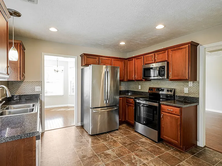 1416 Sprucedale Dr — Photo 6