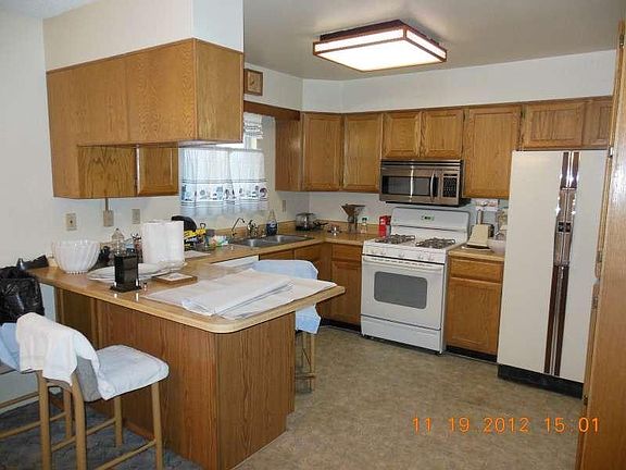 5th image of 416 Monmouth Ct