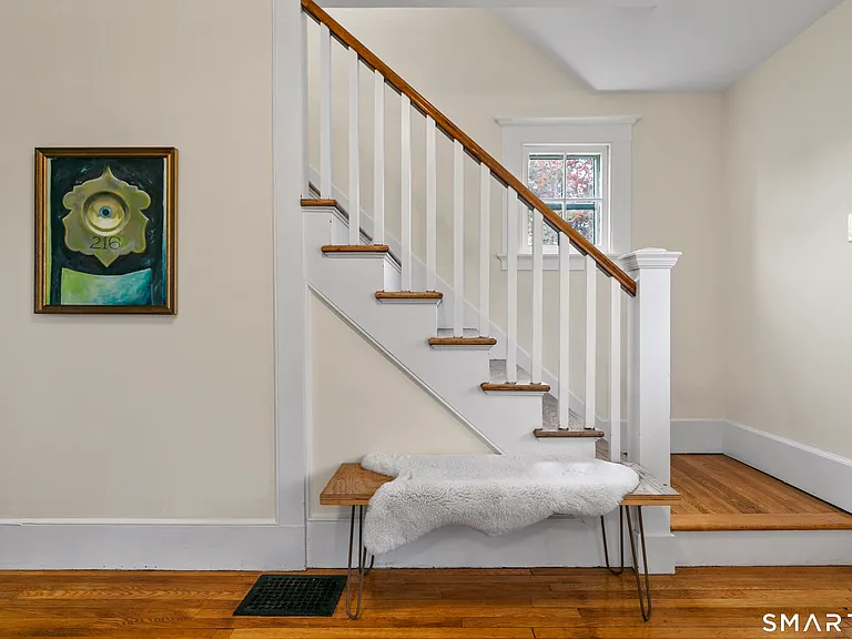 53 Turner Ave — Photo 7