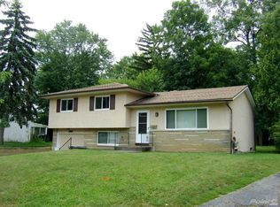 3195 Liv Moor Dr, Columbus, OH 43227